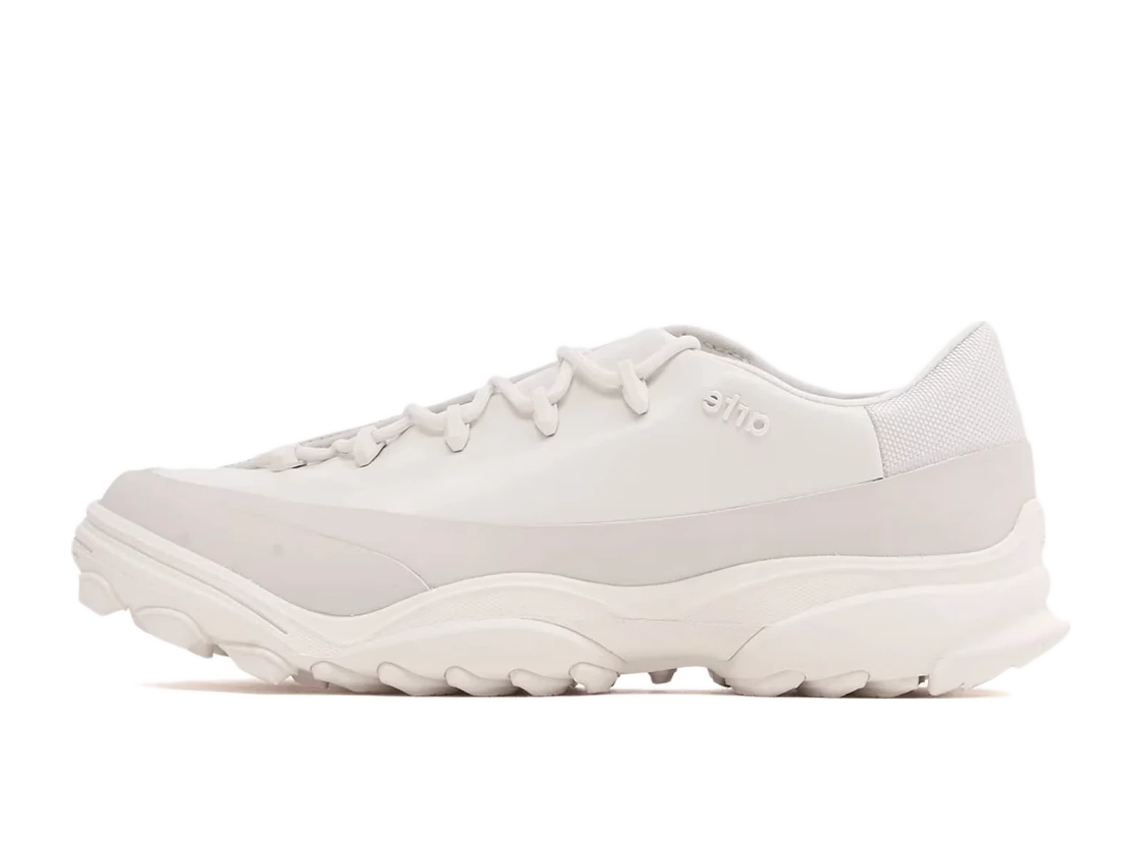 Arte Antwerp x adidas GSG9 „Off White”