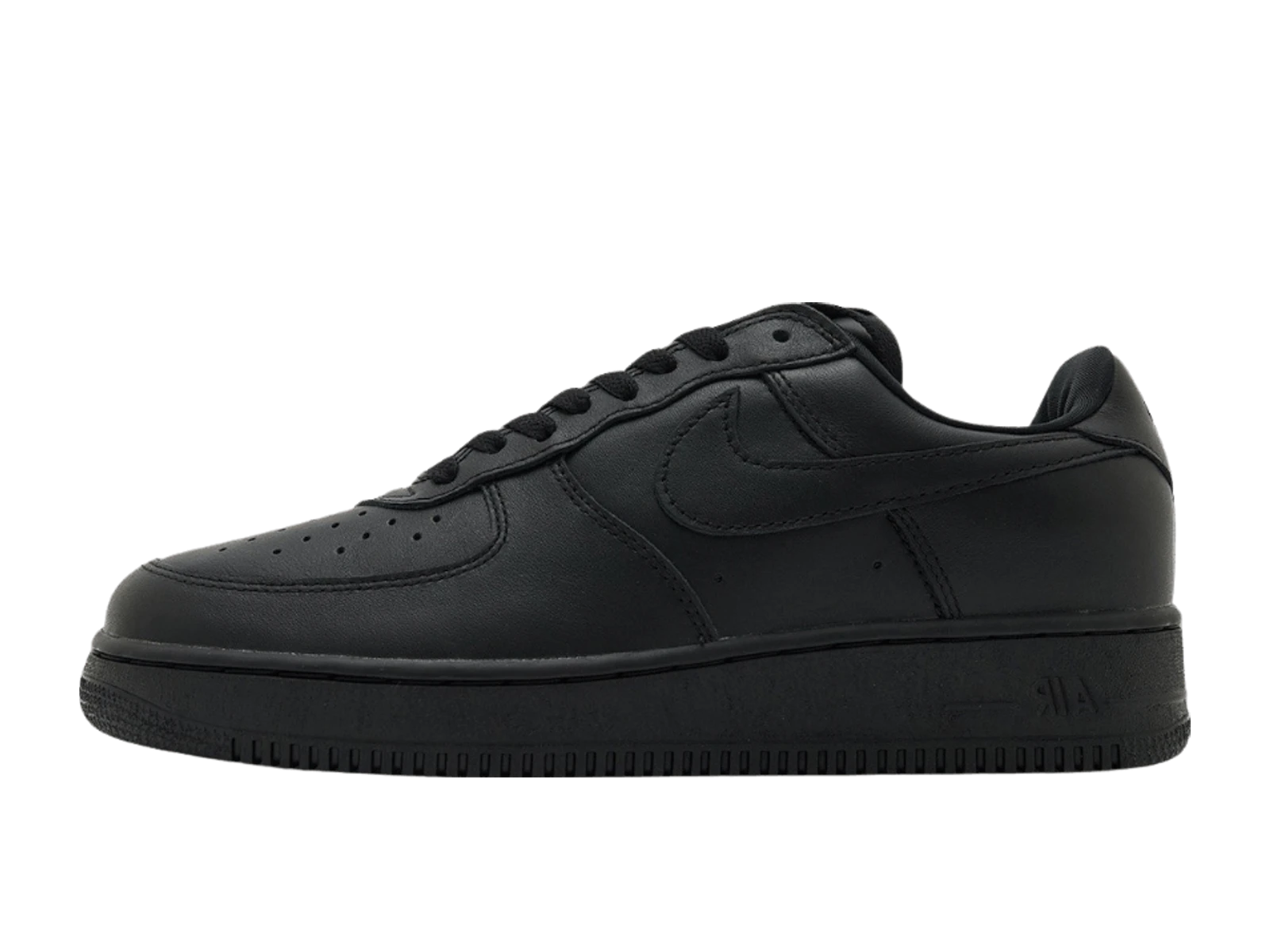 Nike Air Force 1 Low ’01 „Triple Black”