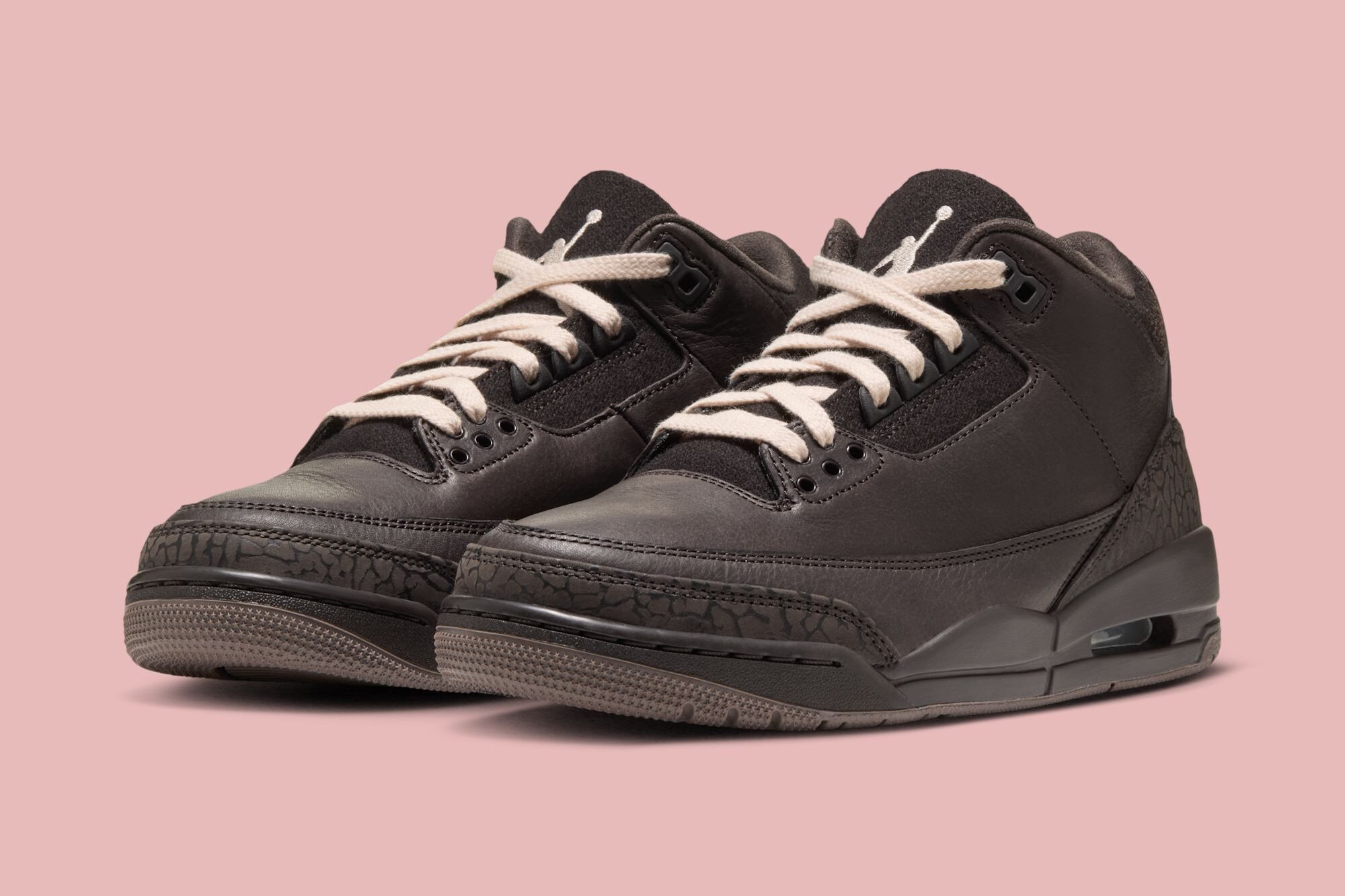 Air Jordan 3 Retro „Fireside”